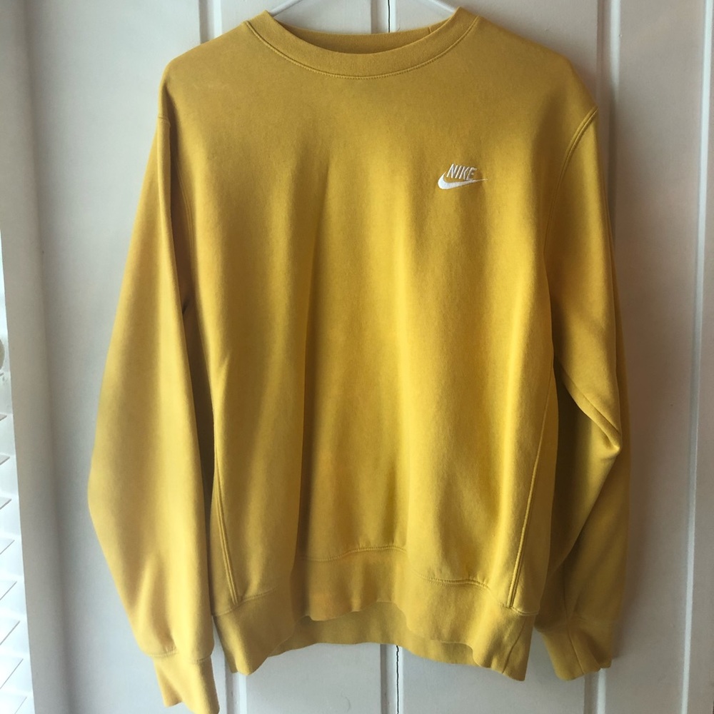 Nike Crewneck :)